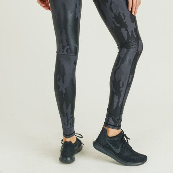 ALPHA🦓🦓 CAMO LEGGINGS - Picture 6 of 13